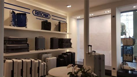 rimowa factory outlet italy